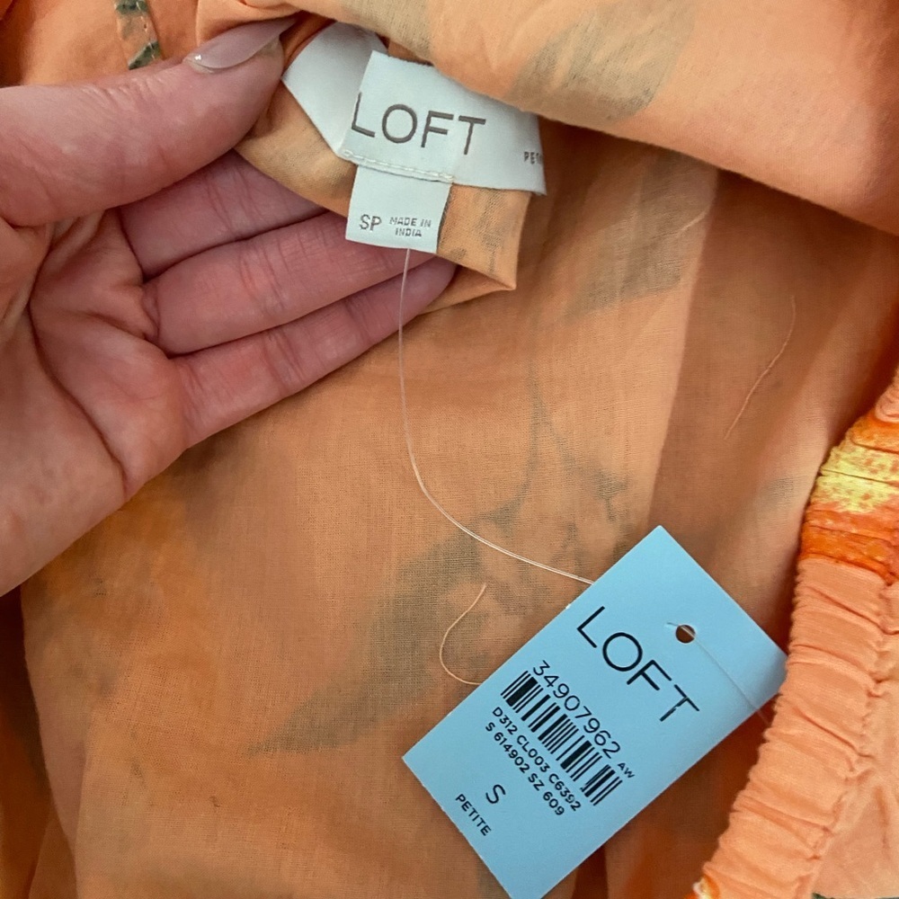 NWT LOFT ORANGE BLOUSE SIZE SMALL PETITE - Picture 5 of 6